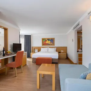 Suite Spa Bath