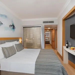 Connecting Family Room